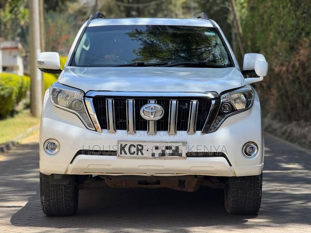 Toyota Land Cruiser Prado 2.7 i 2011 White