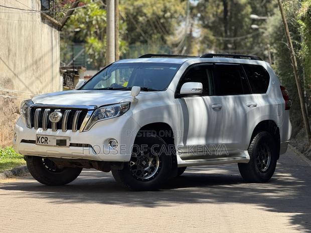 Toyota Land Cruiser Prado 2.7 i 2011 White