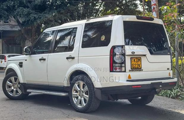 Car 2016 White