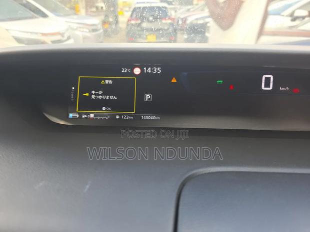Nissan Serena 2019 White