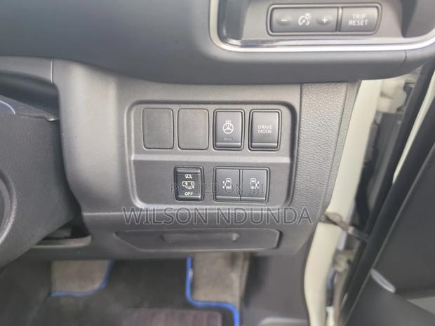 Nissan Serena 2019 White