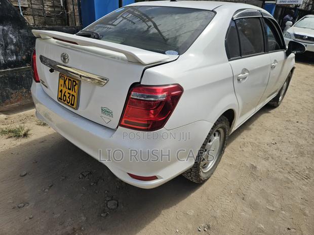 Toyota Axio 2018 White