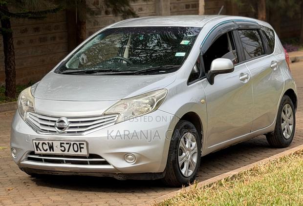 Nissan Note 1.2 Petrol 2012 Silver