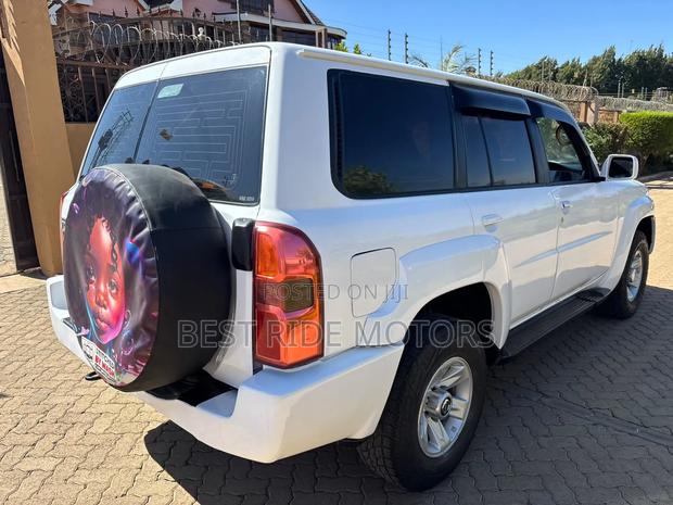 Nissan Patrol 2008 White