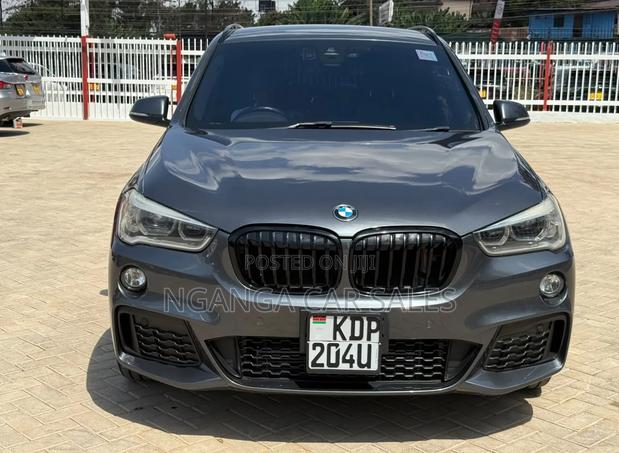 BMW X1 xDrive28i AWD 2016 Gray