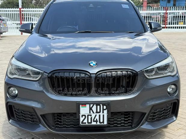 BMW X1 xDrive28i AWD 2016 Gray