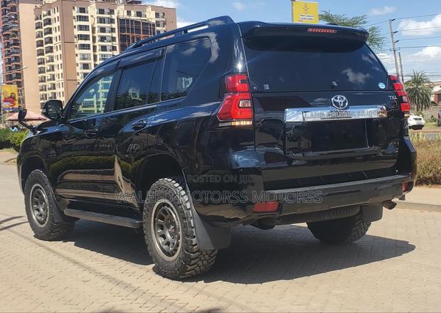 Toyota Land Cruiser Prado 2019 Black