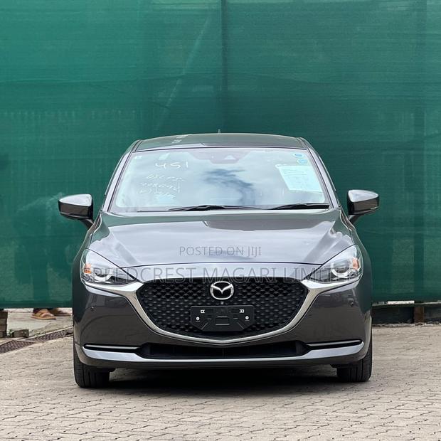 Mazda 2 2020 Gray
