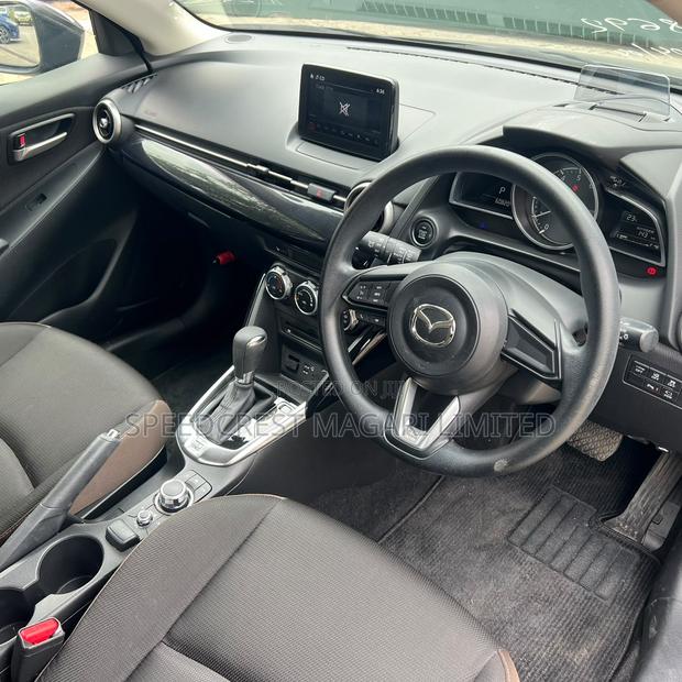 Mazda 2 2020 Gray