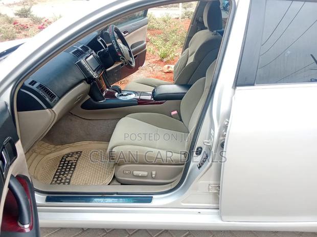 Toyota Mark X 2008