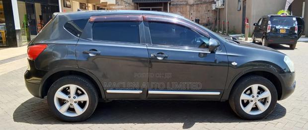 Nissan Dualis 2010 Black