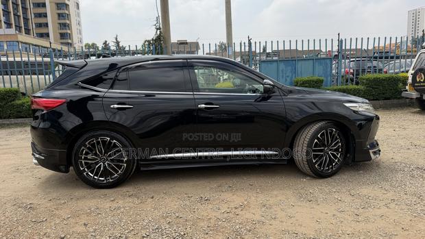 Toyota Harrier 2018 Black