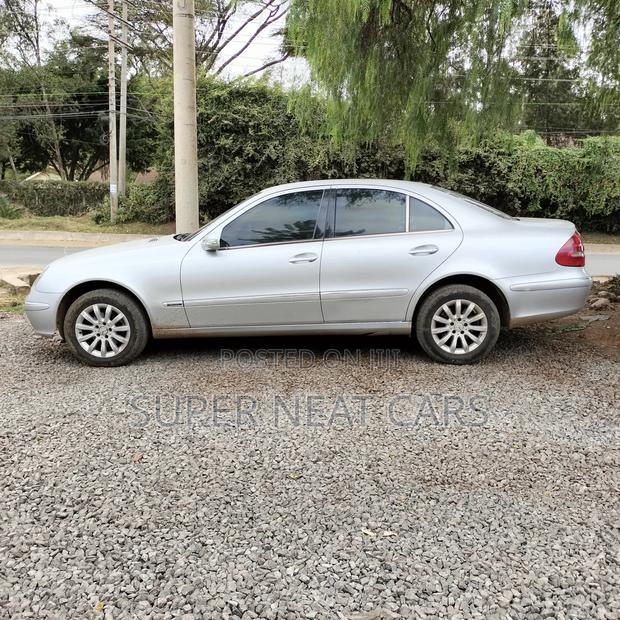 Mercedes-Benz E200 2003 Silver
