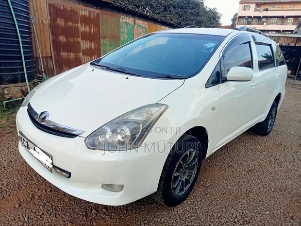 Toyota Wish 2007 White