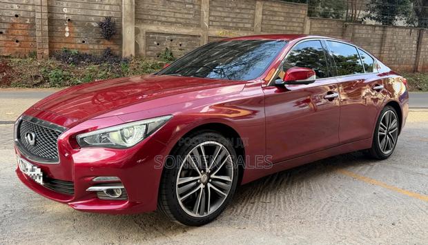 Nissan Skyline 2016 Red