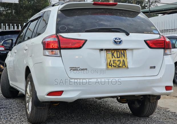 Toyota Corolla Fielder 2016 White