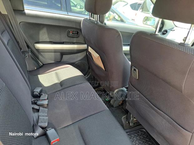 Toyota IST 2003 Silver