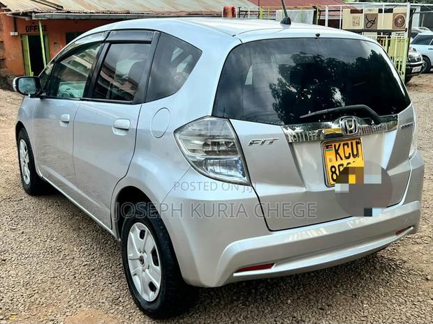 Honda Fit 2012 Silver