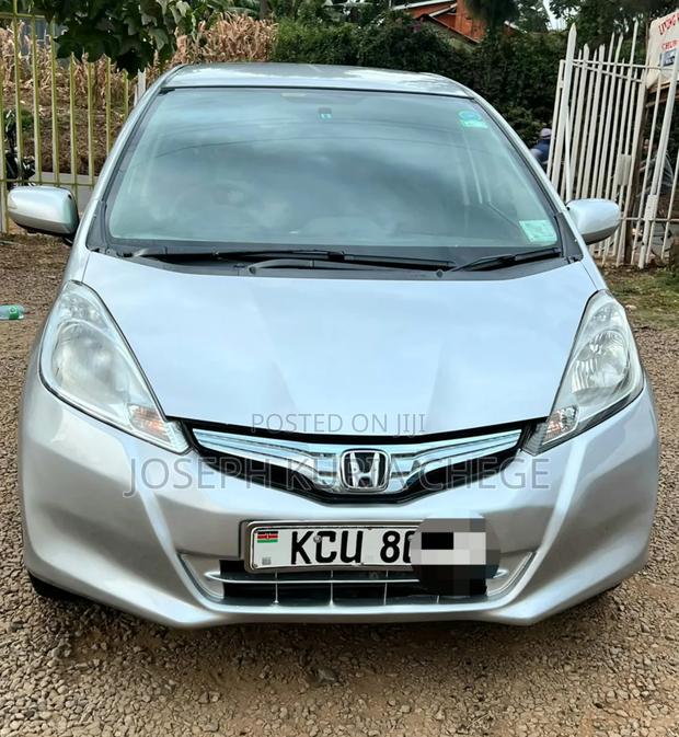 Honda Fit 2012 Silver