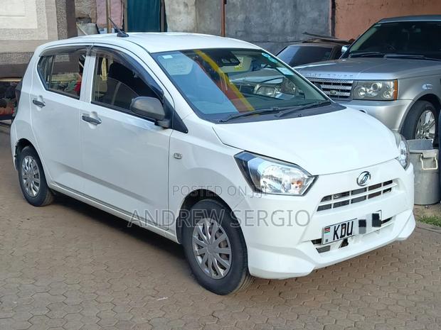 Daihatsu Mira 2018 White