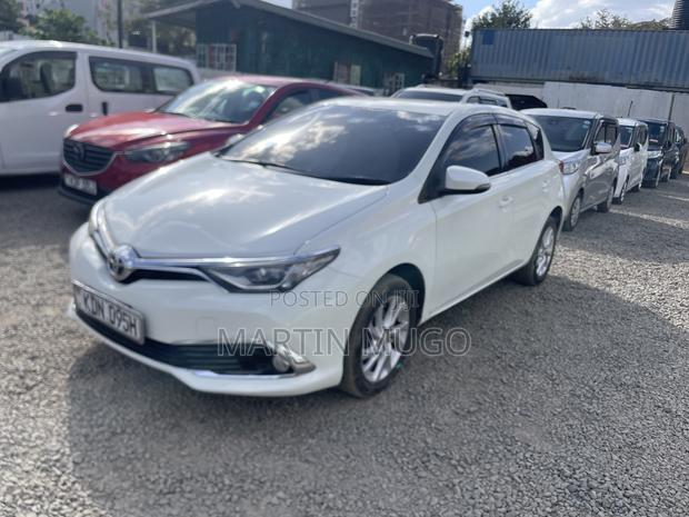 Toyota Auris 2016 White