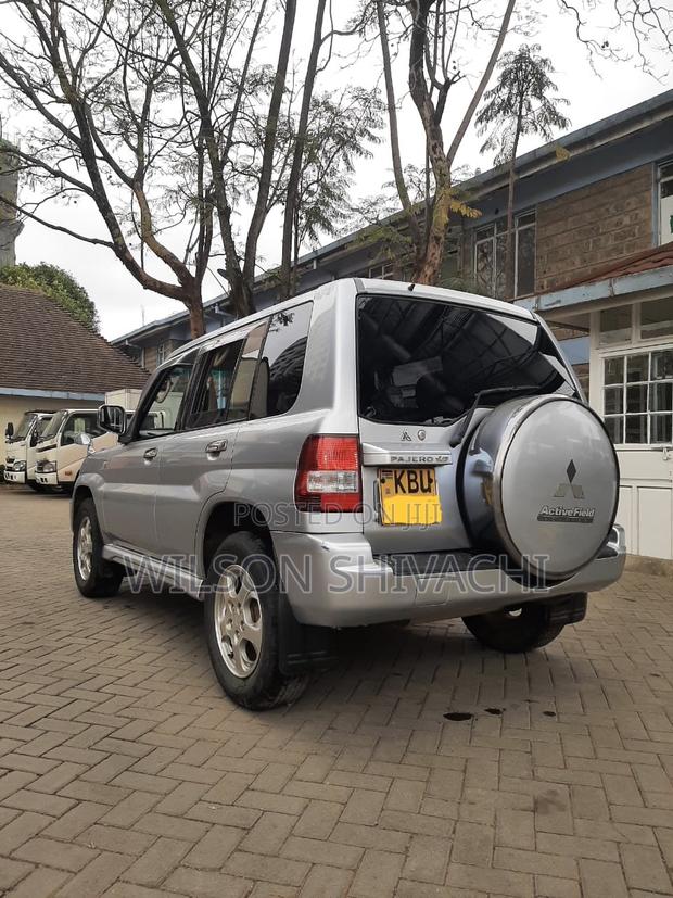 Mitsubishi Pajero 2005 Silver