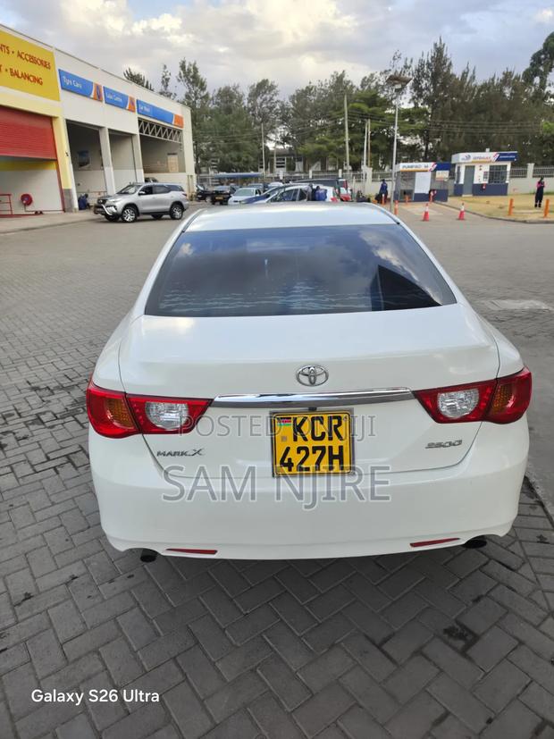 Toyota Mark X 2011 White