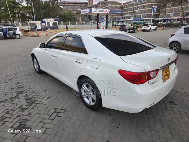 Toyota Mark X 2011 White