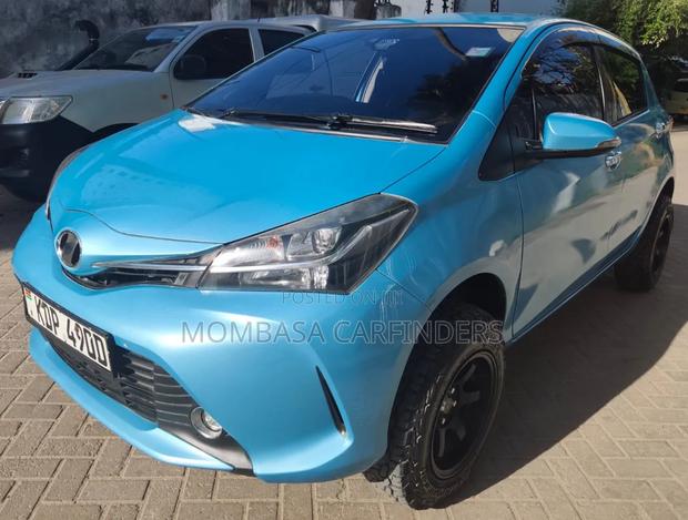 Toyota Vitz 2016 Blue