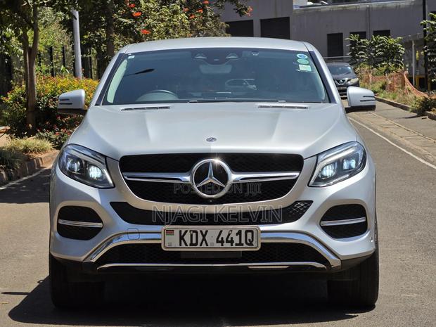 Mercedes-Benz GLE-Class GLE 350d 4MATIC 2019 Silver