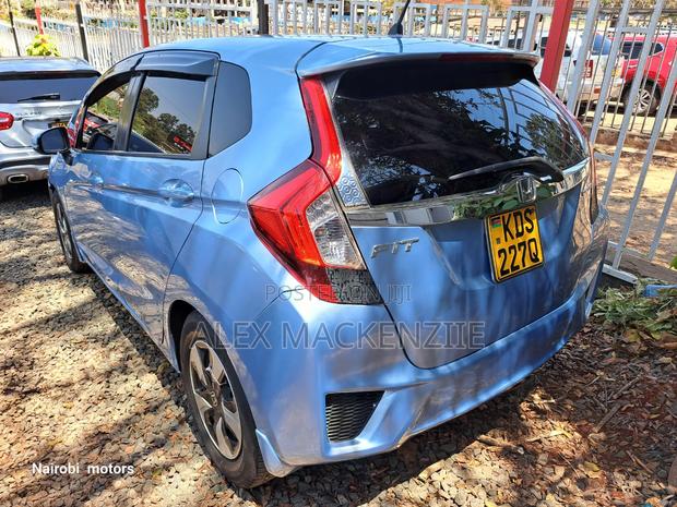Honda Fit 2017 Silver