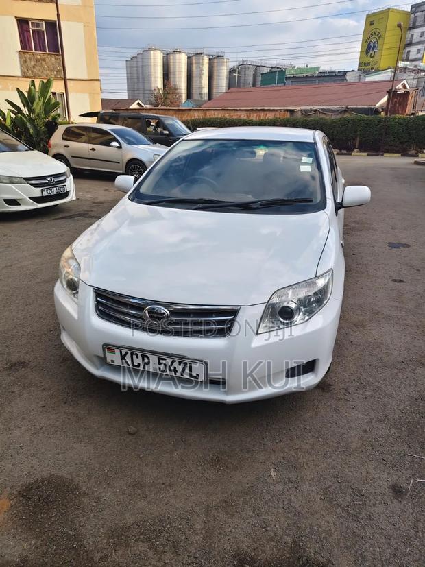 Toyota Axio 2010 White