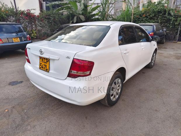 Toyota Axio 2010 White