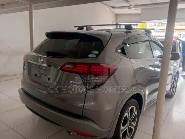 Honda Vezel 2019 Gray