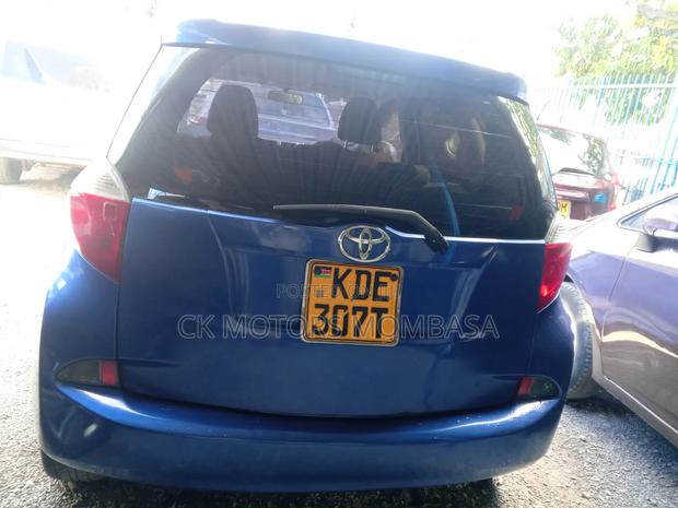 Toyota Ractis 2014 Blue