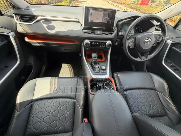 Toyota RAV4 2019 Blue