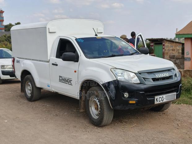 Isuzu D-MAX 2015 White