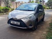 Toyota Vitz 2018 Gold for sale