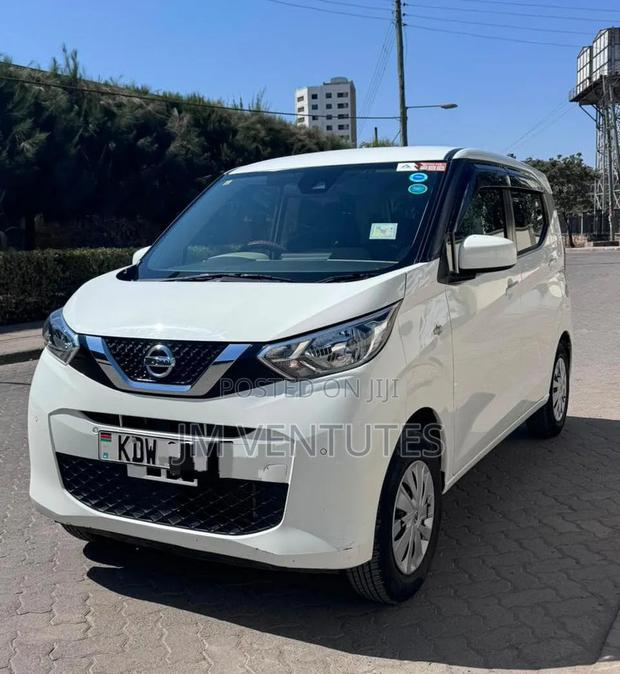 Nissan Dayz 2020 White