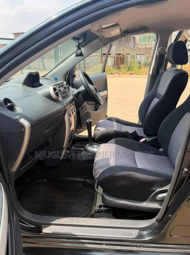Toyota IST 2006 Black