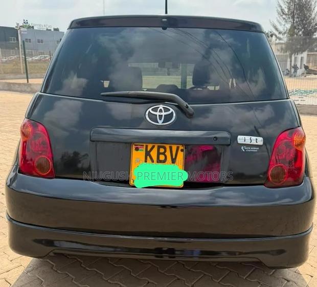 Toyota IST 2006 Black