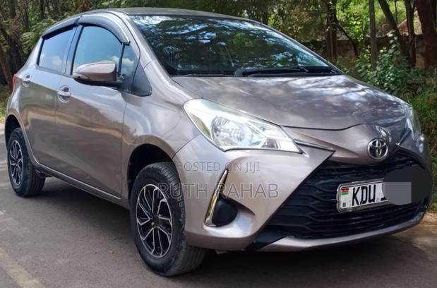 Toyota Vitz 2018 Brown