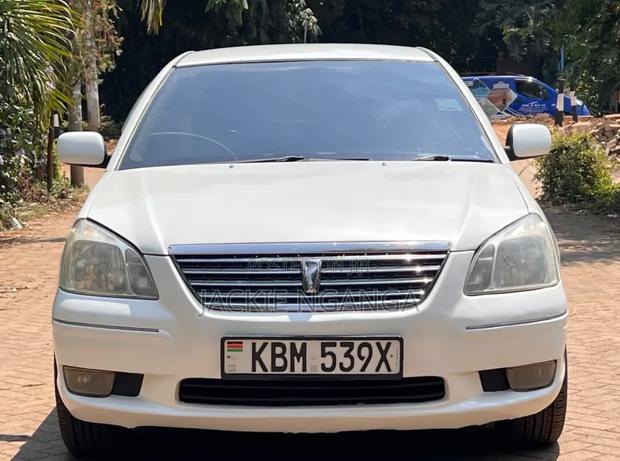 Toyota Premio 2005 White