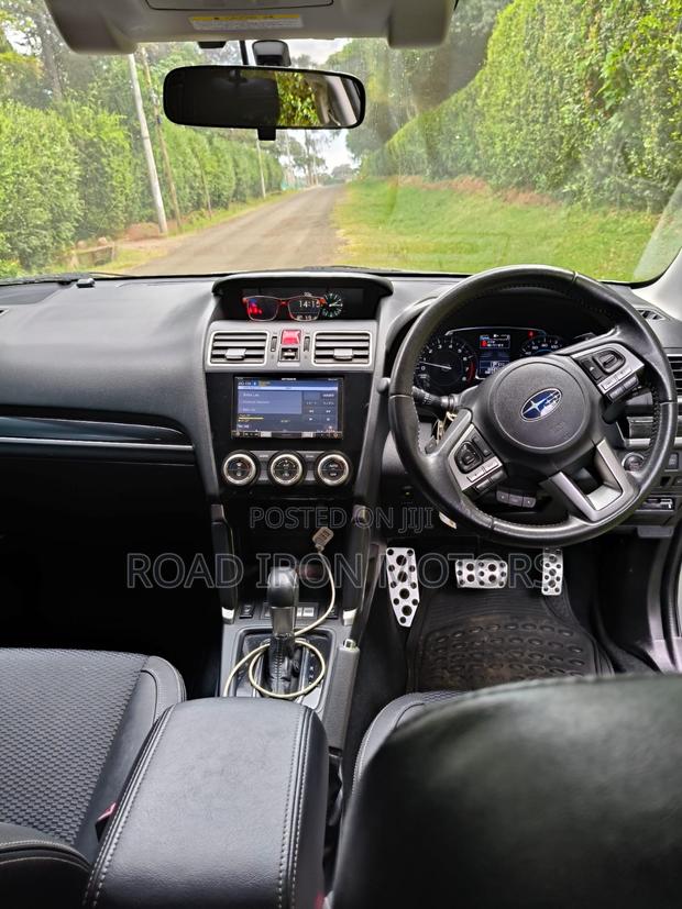 Subaru Forester 2.0XT Premium AWD 2016 Silver