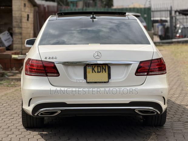 Mercedes-Benz E250 2015 White