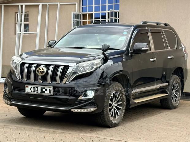 Toyota Land Cruiser Prado 2018 Black