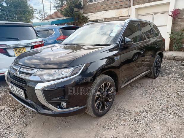 Mitsubishi Outlander 2016 Black