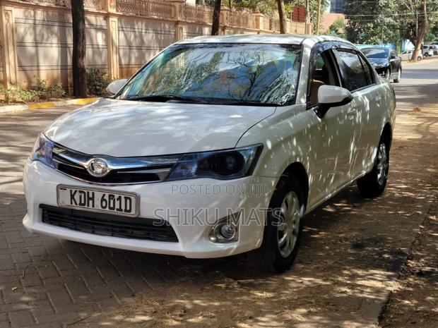 Toyota Axio 2015