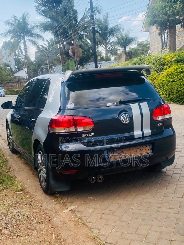 Volkswagen Golf 2011 Black