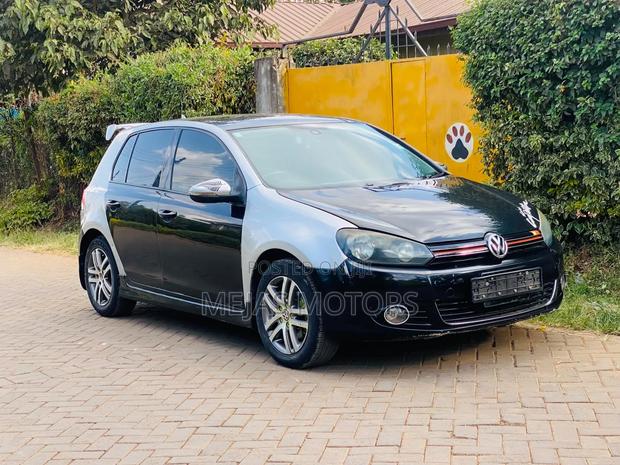 Volkswagen Golf 2011 Black